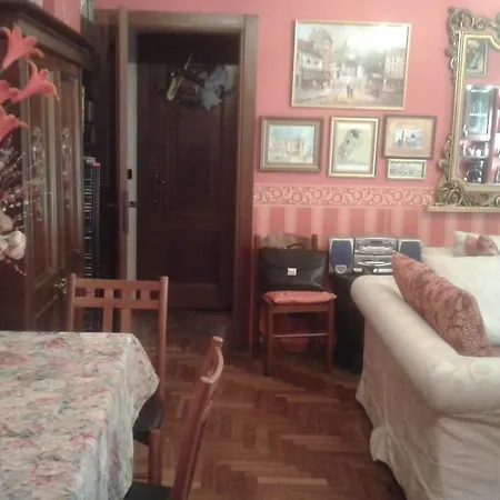 شقة Romantic & Artistic